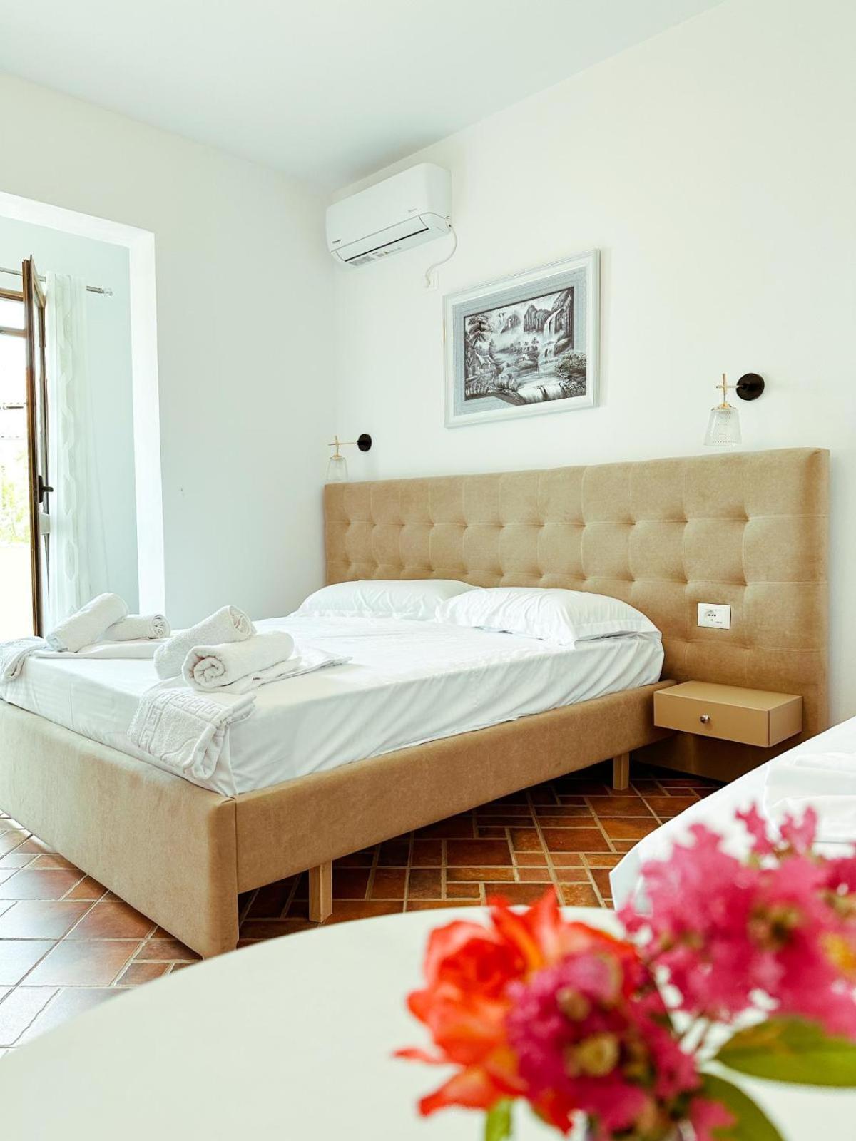 Vizion Hotel Shkoder Luaran gambar