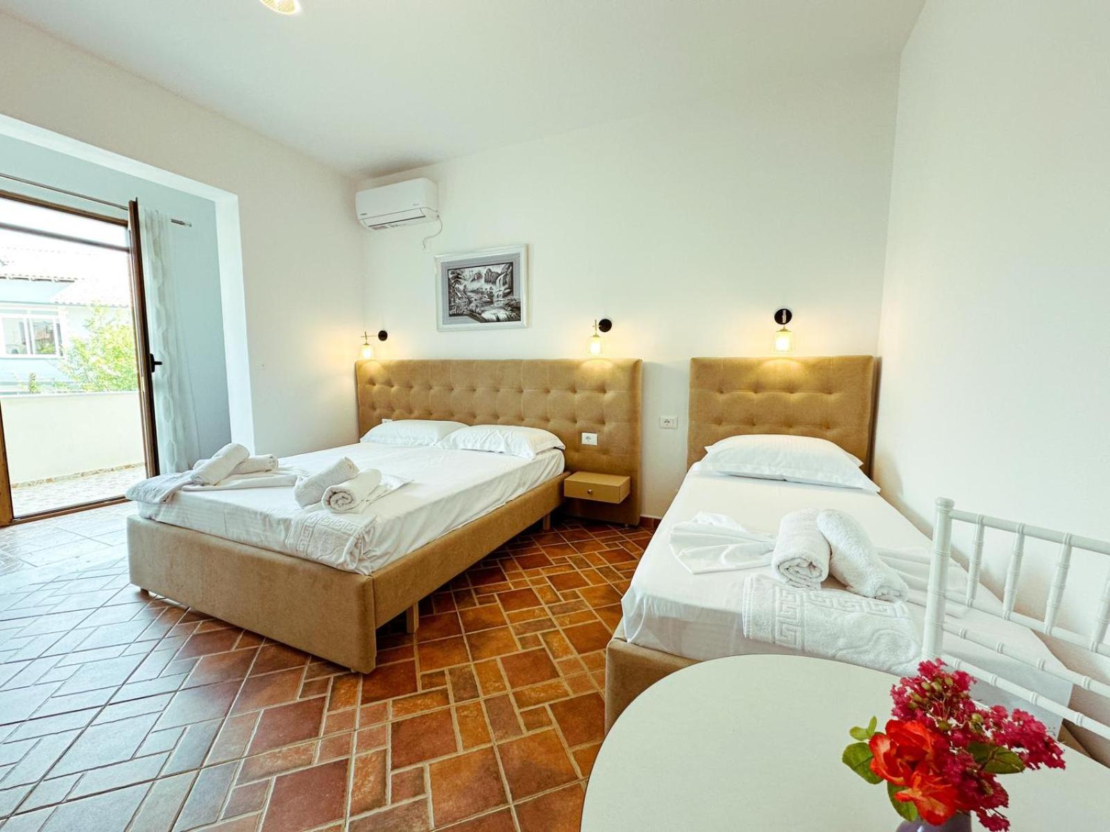 Vizion Hotel Shkoder Luaran gambar