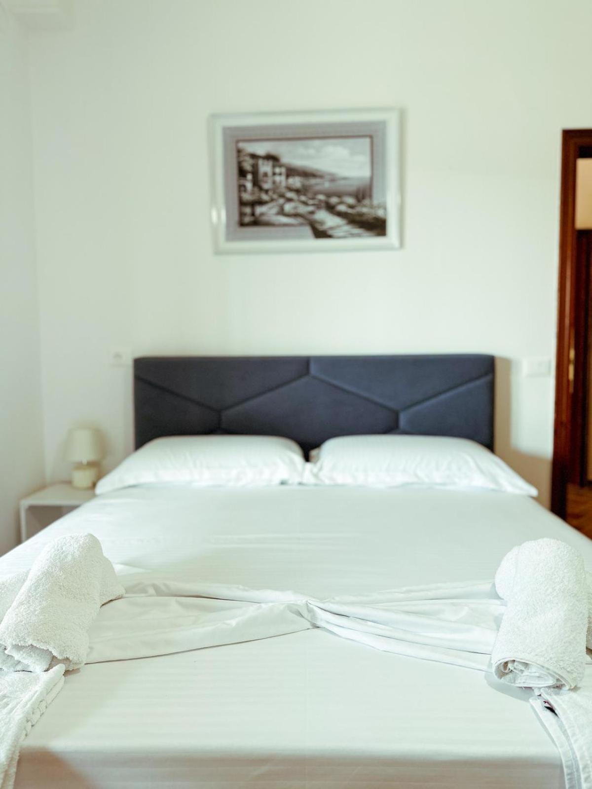 Vizion Hotel Shkoder Luaran gambar
