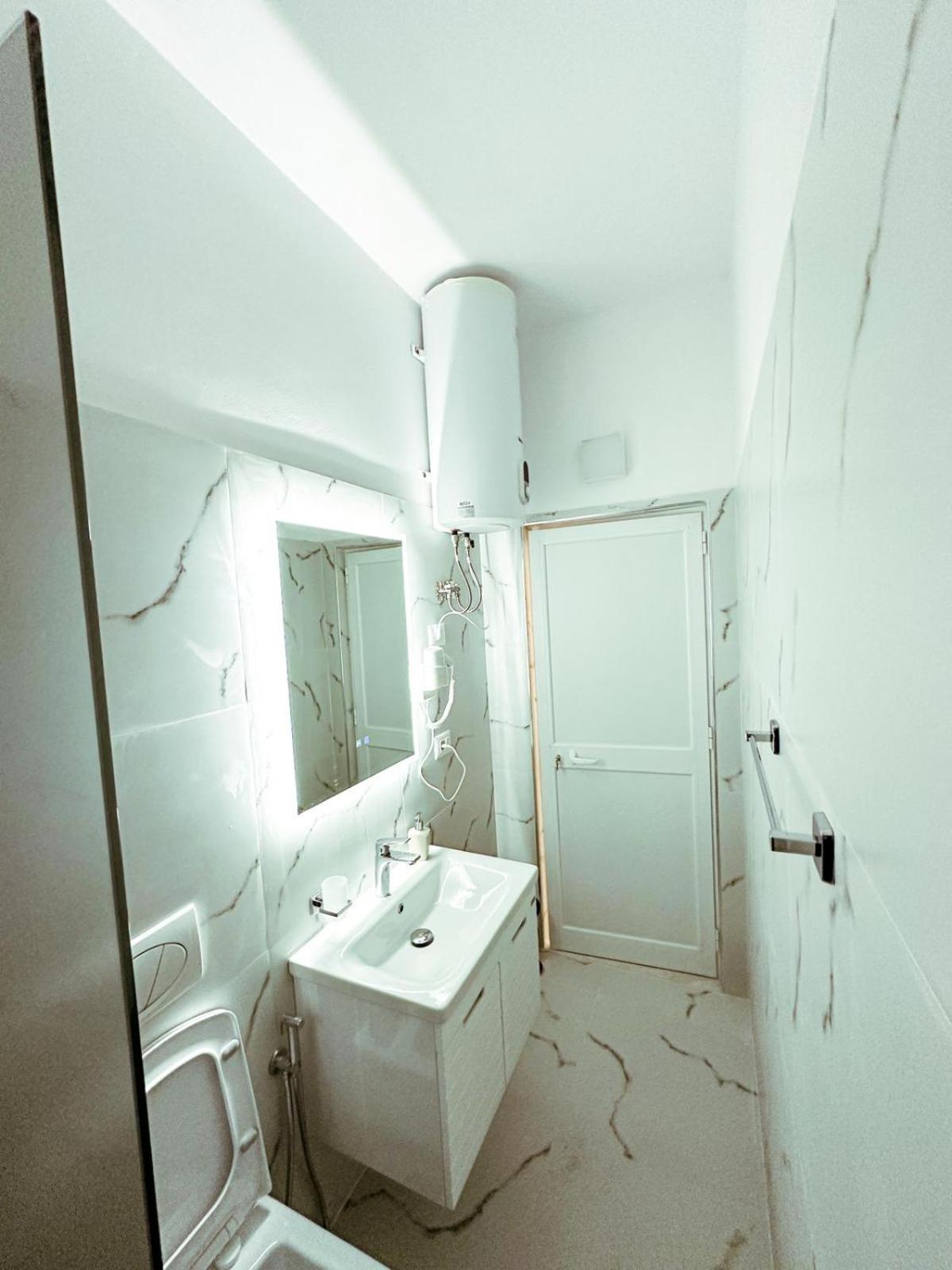 Vizion Hotel Shkoder Luaran gambar